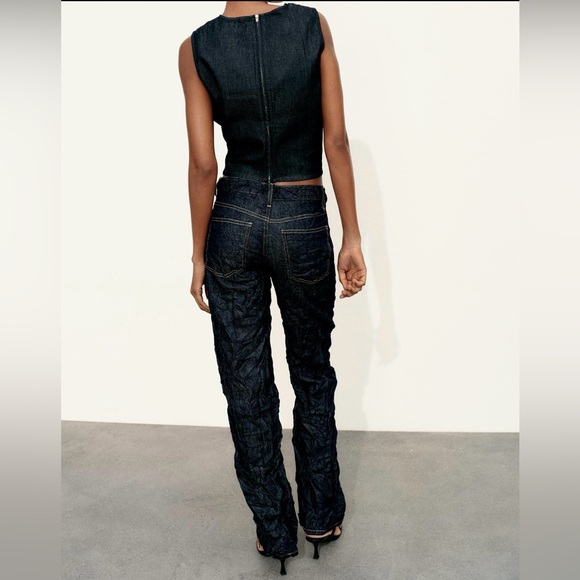 Zara NWT Mid Waist Wrinkle Effect Jeans - Picture 4 of 11